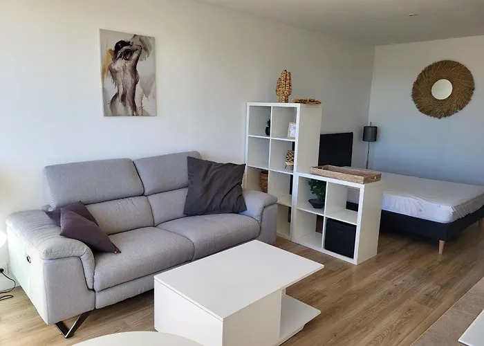 Cap D'agde Naturiste Heliopolis - Plume آجد